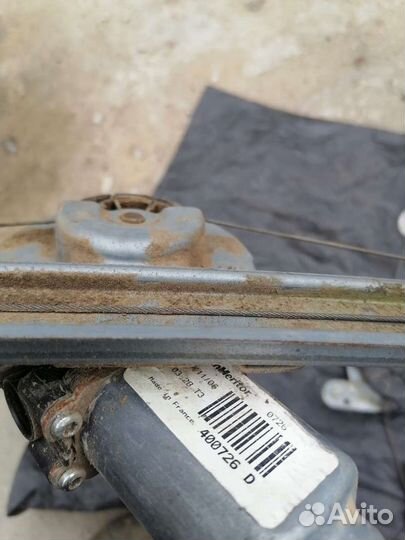 Стеклоподъемники задние Renault Logan