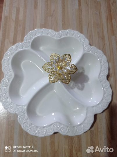 Блюдо менажница