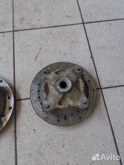 Передняя ступица с диском Polaris Sportsman 700