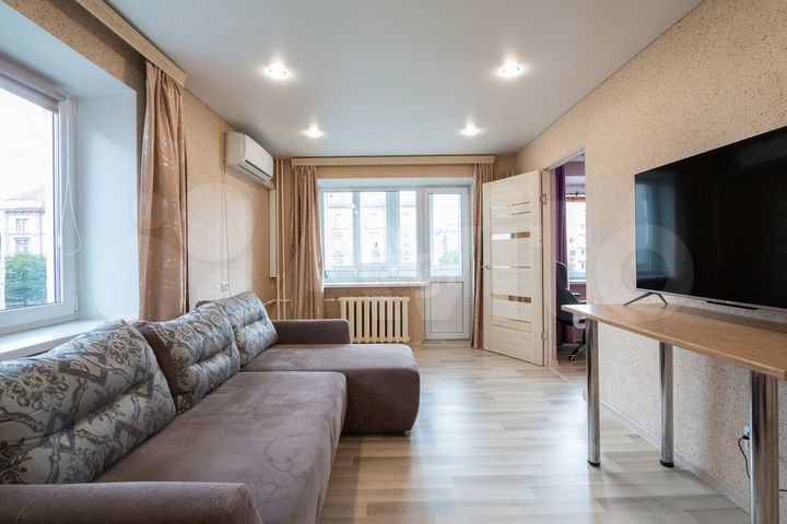 2-к. квартира, 43 м², 3/5 эт.