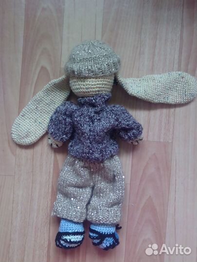 Вязаные игрушки заяц