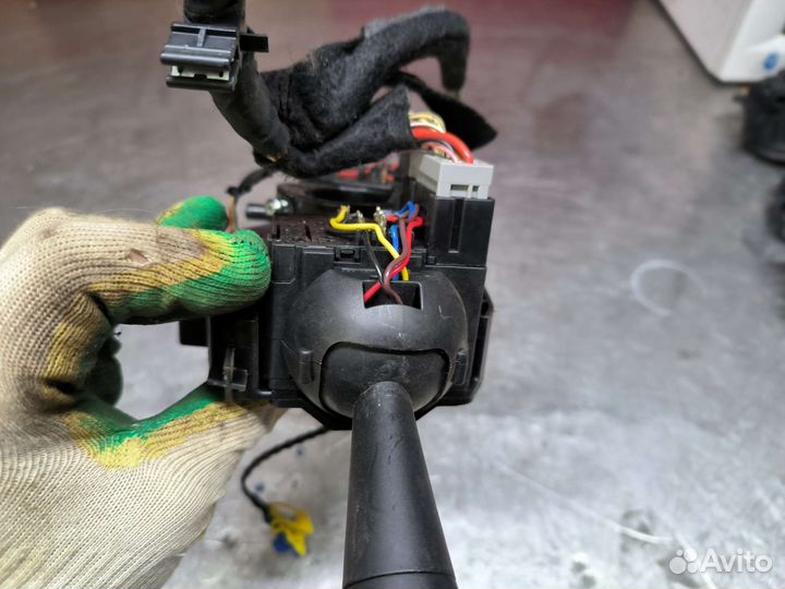 Renault Logan 2 правый подрулевой дворников