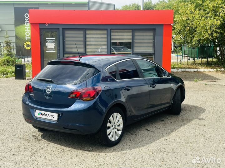 Opel Astra 1.6 AT, 2011, 156 000 км