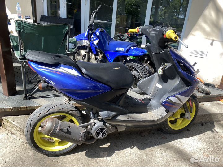 Yamaha aerox 100