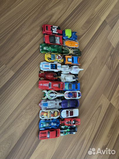 Машинки hotwheels