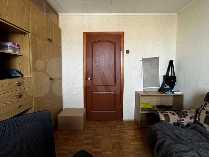 Комната 10 м² в 3-к., 14/16 эт.