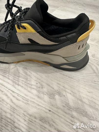 Кроссовки puma Mirage Sport Cut Out