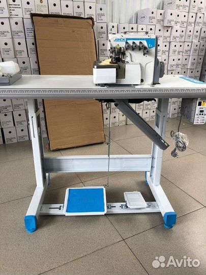 Швейная машина Jack f5