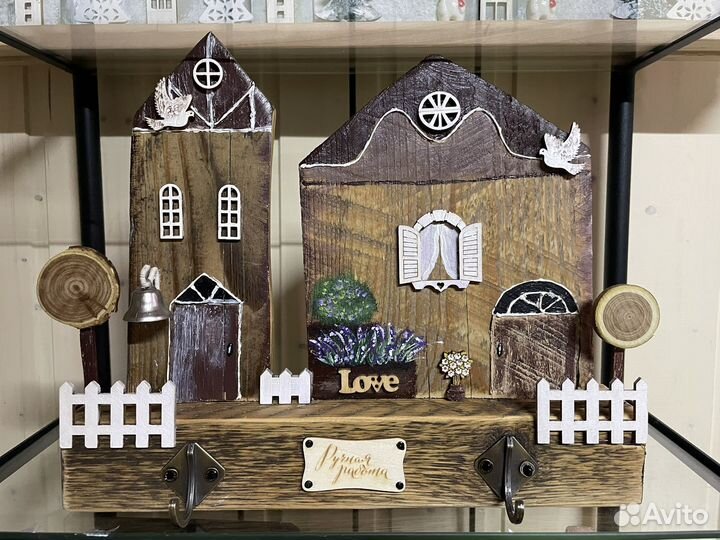 Ключницы и вешалки ручной работы