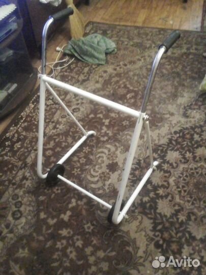 Ходунки для взрослых на колесах