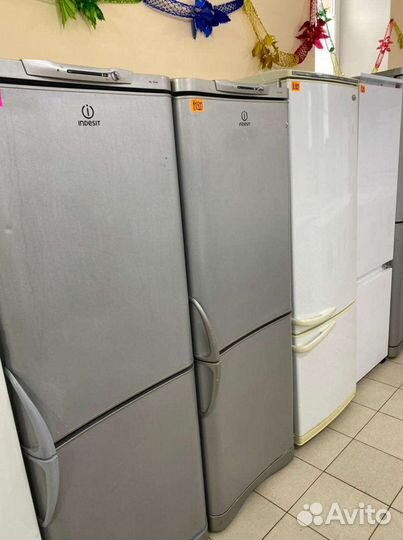 Холодильник бу двухдверный, двухкамерный Lg