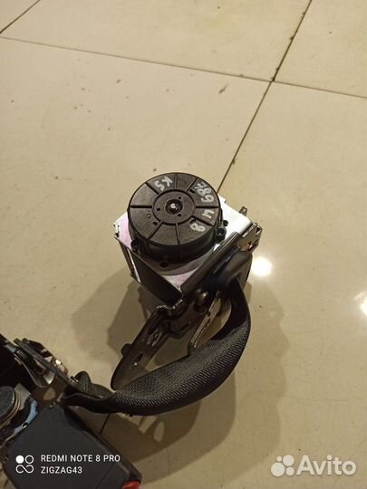 Ремень безопасности (задний, средний) (Kia K5 III)