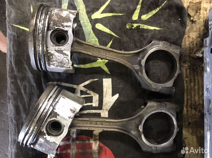 Toyota Camry V40 шатун с поршнем