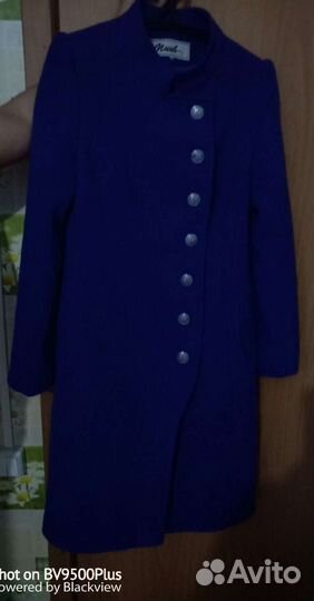 Продается женское пальто