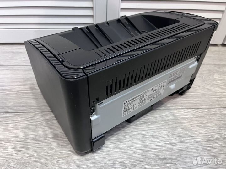 Hp laserjet 1102W принтер с Wi-Fi