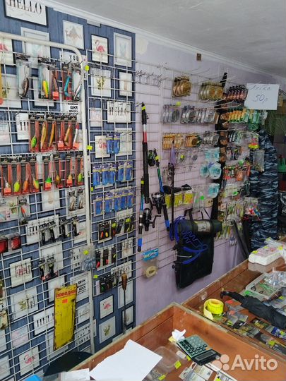 Продаем снасти для рыбалки