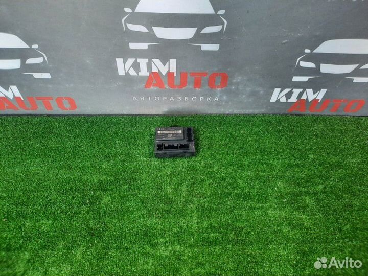 Блок управления дверью передний левый Audi A6 C6