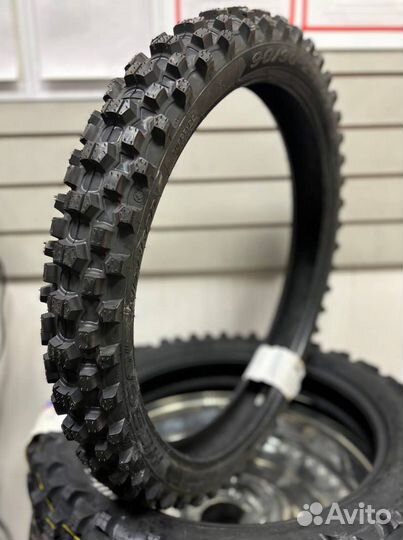 Metzeler MC360 MID hard 80/100 21 51M TT Front MST