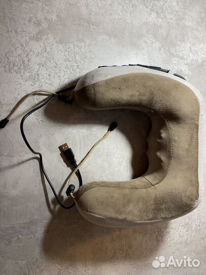 Массажная подушка для шеи