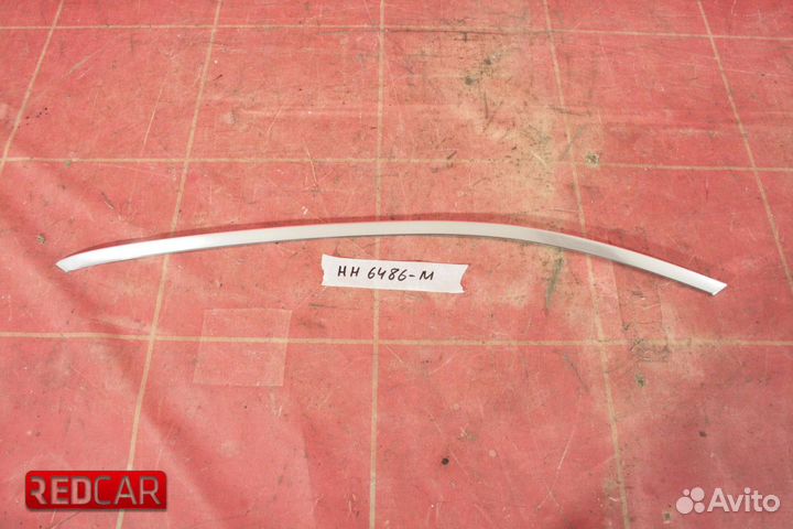 Молдинг стекла глухого заднего правого Mercedes X2