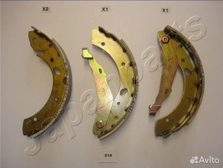 Колодки тормозные задние avensis t22 97-03