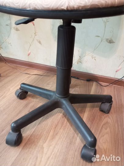 Компьютерное кресло