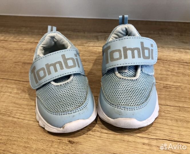 Кроссовки tombi 22