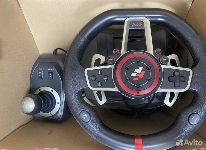 Игровой руль с педалями и коробкой передач