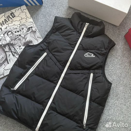 Жилетка Nike NSW Windrunner