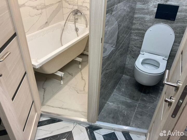 Ремонт ванной комнаты, плиточник