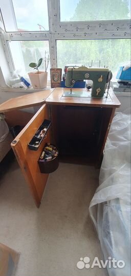 Швейная машина