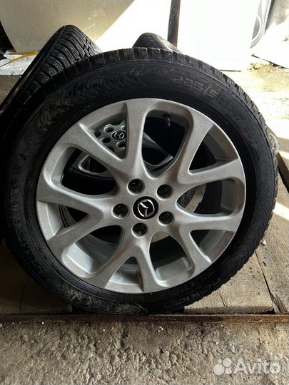 Диски Mazda R17 5*114.3 c зимней резиной