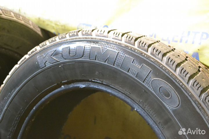 Kumho Power Grip KC11 235/65 R17