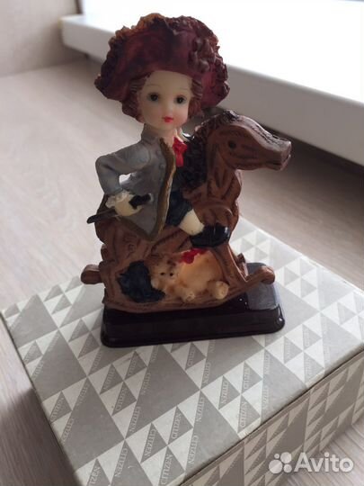 Настольные фигурки