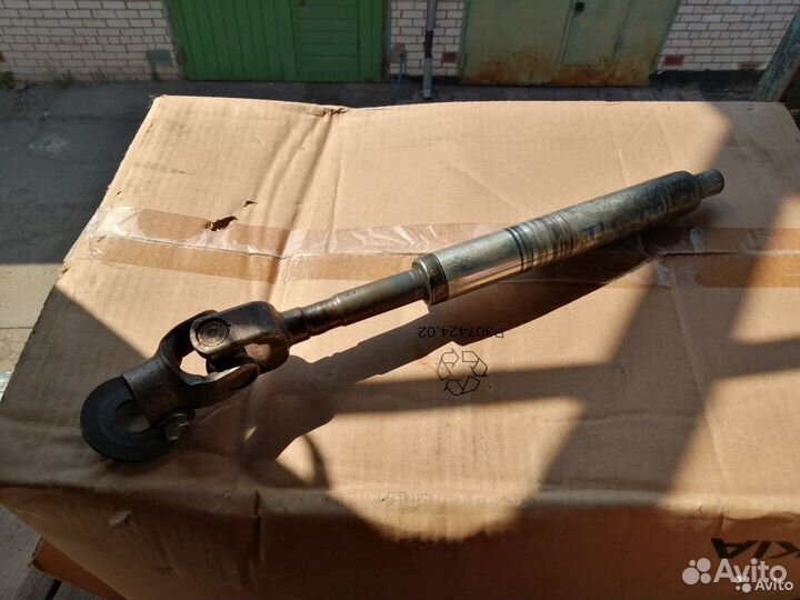 Рулевой кардан Toyota Land Cruiser 200