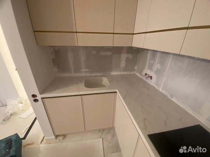 Столешница кварцевого агломерата на заказ