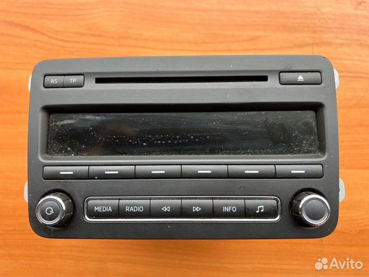 Магнитола Skoda Fabia сgpb 2014