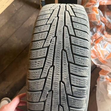 Зимние колеса в сборе Nokian Nordman 185/60/R15