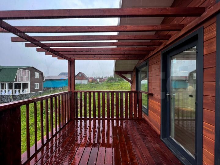 Дом 107 м² на участке 12,6 сот.