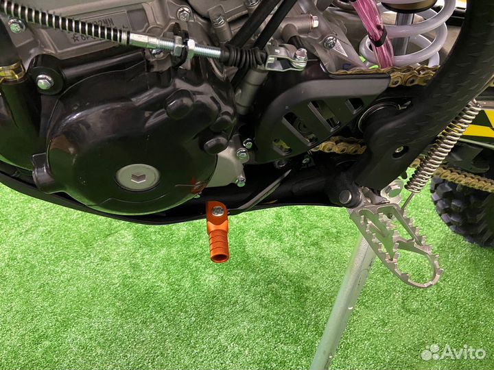 Топовый Мотоцикл JHL Z8 ZS182, 300, 2 вала, FCR39