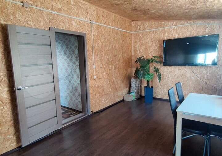 Дом 46 м² на участке 5 сот.