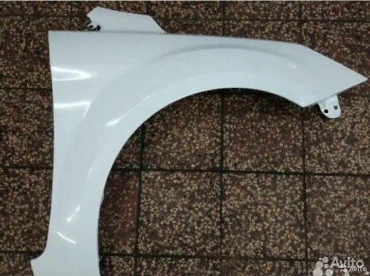 Крыло переднее Ford Focus крашеное в цвет авто
