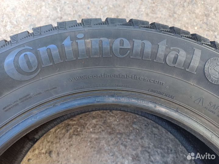 Continental ContiIceContact 4x4 215/65 R16