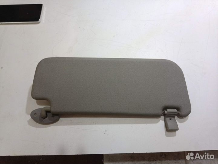 Козырек солнцезащитный правый Chevrolet Lanos