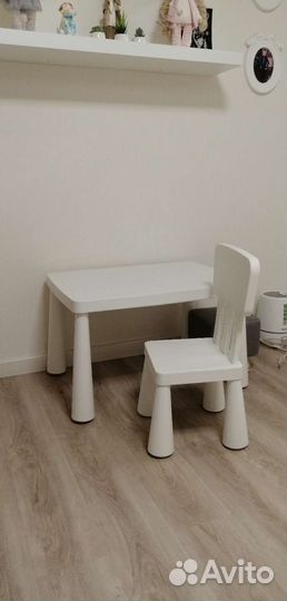 Детский стол и стул IKEA