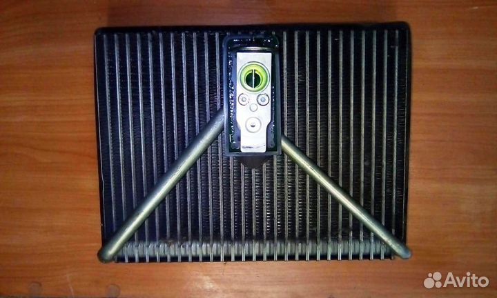 Испаритель кондиционера клапан 31101177 Volvo S80