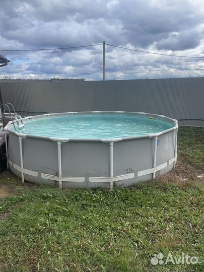 Каркасный бассейн intex