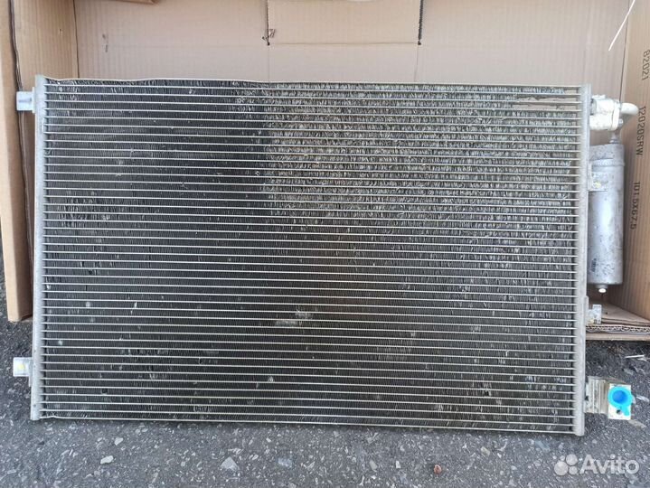 Радиатор кондиционера Ниссан Кашкай J10