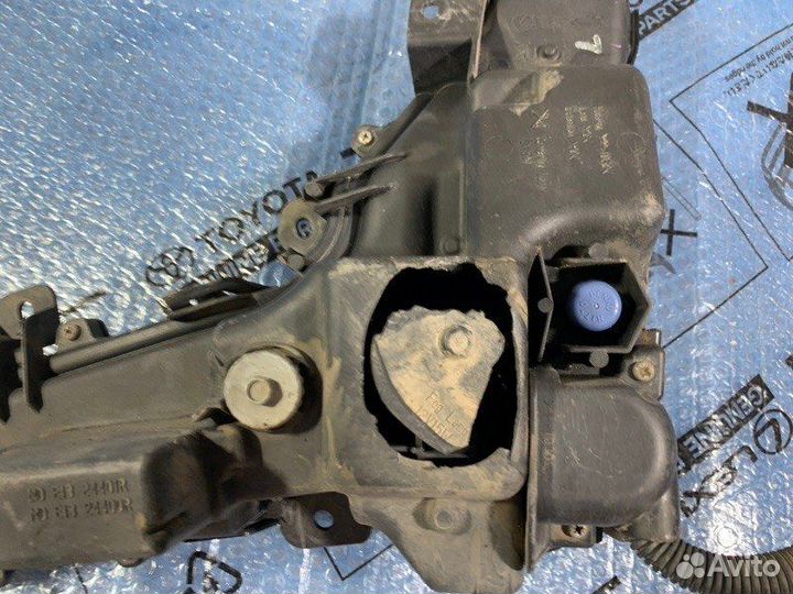 Фара противотуманная правая Lexus Lx570 2015