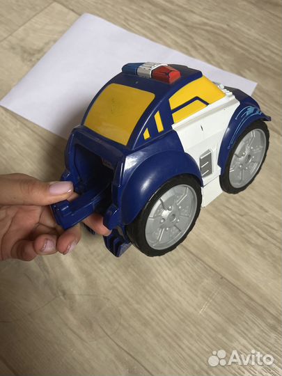 Робот-трансформер Hasbro